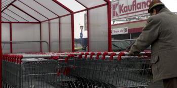 Dvojjazy�n� cenovky vyvolali na juhu Slovenska bojkot obchodn�ho re�azca