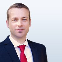 Slov�ci k�pu auta nepl�nuj�, rad�ej sa pustia do rekon�trukcie b�vania