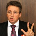 Miklo� chce rokova� so samospr�vami o kompenz�cii v�padku dan�
