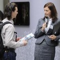 Infl�cia titulov: Polovica �erstv�ch absolventov berie poz�cie pre stredo�kol�kov
