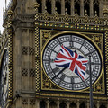 Bloomberg: Brexit bez dohody je len blufovanie Lond�na