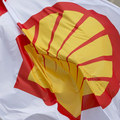Shell chce prepojiť plat manažmentu s produkciou emisií Shell chce prepojiť plat manažmentu s produkciou emisií