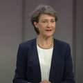 Neplytvajme energiou: �vaj�iarska�ministerka �ivotn�ho prostredia navrhuje, aby sa �udia spolo�ne sprchovali