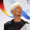 ECB: Lagardeov� u� nazna�uje z�sadn� �pravu infla�n�ho cie�a 