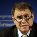 Dr. Skaza radí: Zlato porastie, nadvážte jeho pozíciu Dr. Skaza radí: Zlato porastie, nadvážte jeho pozíciu