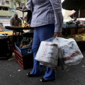 Venezuele doch�dza toaletn� papier, pod�a vl�dy pom��e revol�cia