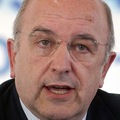 Almunia vyzval na zl��enie �panielskych region�lnych b�nk