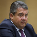 Nemeck� minister hospod�rstva o Deutsche Bank: Nevedel som, �i sa m�m smia� alebo plaka�