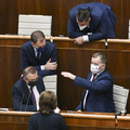 SaS varuje pred zvy�ovan�m dan�, novelu rozpo�tu kritizuje aj opoz�cia