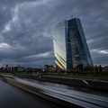 ECB zrejme spomal� tempo spr�s�ovania menovej politiky