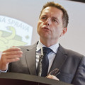 NBS víta opatrenia vlády, prehodnotiť by sa mal zvýšený bankový odvod NBS víta opatrenia vlády, prehodnotiť by sa mal zvýšený bankový odvod
