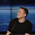 Elon Musk u� nebude ma� st�ly plat, mus� naplni� ciele ak chce 50 mili�rd