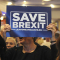 BlackRock a JPMorgan by mohli pom�c� Par�u prevzia� Lond�nu po Brexite finan�n� tr�n