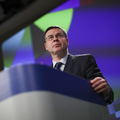 EK sa slepo dr�� fi�k�lnych pravidiel, aj ke� ekonomike hroz� pokles kv�li koronav�rusu