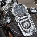P�pe�ov Harley m� nov�ho majite�a, vydra�il ho za takmer �tvr� mili�na eur