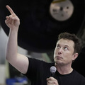 Kto je Yusaku Maezawa, ktor� ako prv� polet� na Mesiac so SpaceX