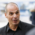 Varoufakis: Ak Gr�cko z euroz�ny od�de, euro skolabuje