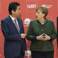 Japonci strach z robotov nemaj�, Nemci zatia� digitaliz�ciu nech�pu