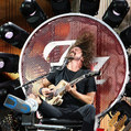 Rockstar Dave Grohl: Peniaze v�s zabij�