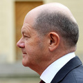 Nemeck� pl�n pomoci by mohol v krajin�ch euroz�ny spusti� kolaps dlhopisov�