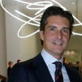 Poh�ad do sveta finan�n�ch podvodov: Za 15 rokov obral klientov o sto mili�nov, dostal smie�ne 4 roky