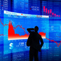 V�h�ad UniCredit na rok 2018: Stabiln� rast, vy��ie v�nosy aj silnej�ie euro