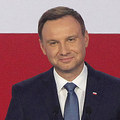 Konzervat�vci ovl�dli v Po�sku �rad prezidenta, zlot� sa prepadol