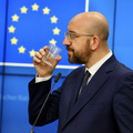 O budúcnosti Európy sa nedá rozhodnúť cez videokonferenčný hovor O budúcnosti Európy sa nedá rozhodnúť cez videokonferenčný hovor