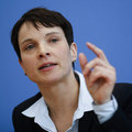 Na�tvan� stredn� trieda: Nep��i sa n�m, �e chudobnieme, vo vo�b�ch sa to m��e odrazi�