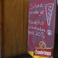 Metanolov� kauza: �ip na f�a�i s alkoholom pom��e sledova� ich cestu