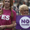 �k�tske referendum: Pre strach z paniky pres�vaj� mili�ny bankoviek na sever