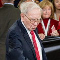 Warren Buffett: Peniazmi nemo�no odvr�ti� najv��iu hrozbu pre svet