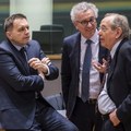 Tri kroky pre z�chranu euroz�ny: Ak politici ignoruj� realitu, v�voj je neudr�ate�n�