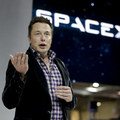 Musk: SpaceX nem��e financova� Starlink na Ukrajine donekone�na