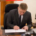 R. Fico: Na Slovensko by mali pr�s� �tyri invest�cie v objeme 1 mld. eur