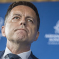 NAKA obvinila guvernéra Národnej banky Slovenska Petra Kažimíra z prečinu podplácania, necíti sa byť vinný