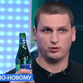 Odpočívaj v pokoji, drahý súdruh: Ruský investičný analytik si pripil na smrť akciového trhu v živom vysielaní Odpočívaj v pokoji, drahý súdruh: Ruský investičný analytik si pripil na smrť akciového trhu v živom vysielaní