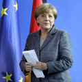 Merkelov� na nemeck� n�tu: Euro je pr�li� slab� kv�li politike ECB