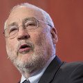 Nobelovec Stiglitz: Americk� sen je len m�tus