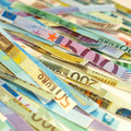 Centrálne banky „zapli skartovačky“ Centrálne banky „zapli skartovačky“
