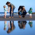 Mlad� multimilion�r sa pe�az� z predaja firmy ani nedotkol, rad�ej predal osobn� veci, aby mohol �s� na dovolenku s rodinou