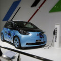 Ekol�gia a biznis: Dve kritick� ot�zky pre ropn� priemysel sa vyn�raj� zo strany elektromobilov