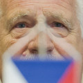 V�clav Klaus: Eur�pa smeruje k z�kazu bankoviek, hroz� n�m obmedzenie slobody