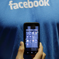 Facebook siaha kr�ovi na korunu, i ke� v mobilnej inzercii je len nov��ik