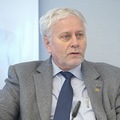 Daňový expert: Vláda môže najúčinnejšie redukovať deficit cez cielený boj proti tieňovej ekonomike a medzere vo výbere DPH Daňový expert: Vláda môže najúčinnejšie redukovať deficit cez cielený boj proti tieňovej ekonomike a medzere vo výbere DPH