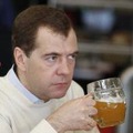 Cyprus zablokoval ��ty ruskej vl�dy, tvrd� Medvedev