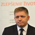 Aby sa oplatilo na Slovensku pracova�: Zv��i� re�lne pr�jmy maj� pod�a Fica tri opatrenia z bal��ka