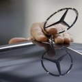 Viacer� �t�ty E� by mohli zak�za� predaj �ut skupiny Daimler
