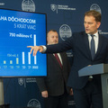 Na �o minie vl�da 1,5 miliardy z nav��en�ho rozpo�tu? To zabudli poveda�, upozor�uje rozpo�tov� rada.