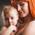 Rodov� odhalenie: Pracuj�ce mami�ky maj� �spe�nej�ie dc�ry